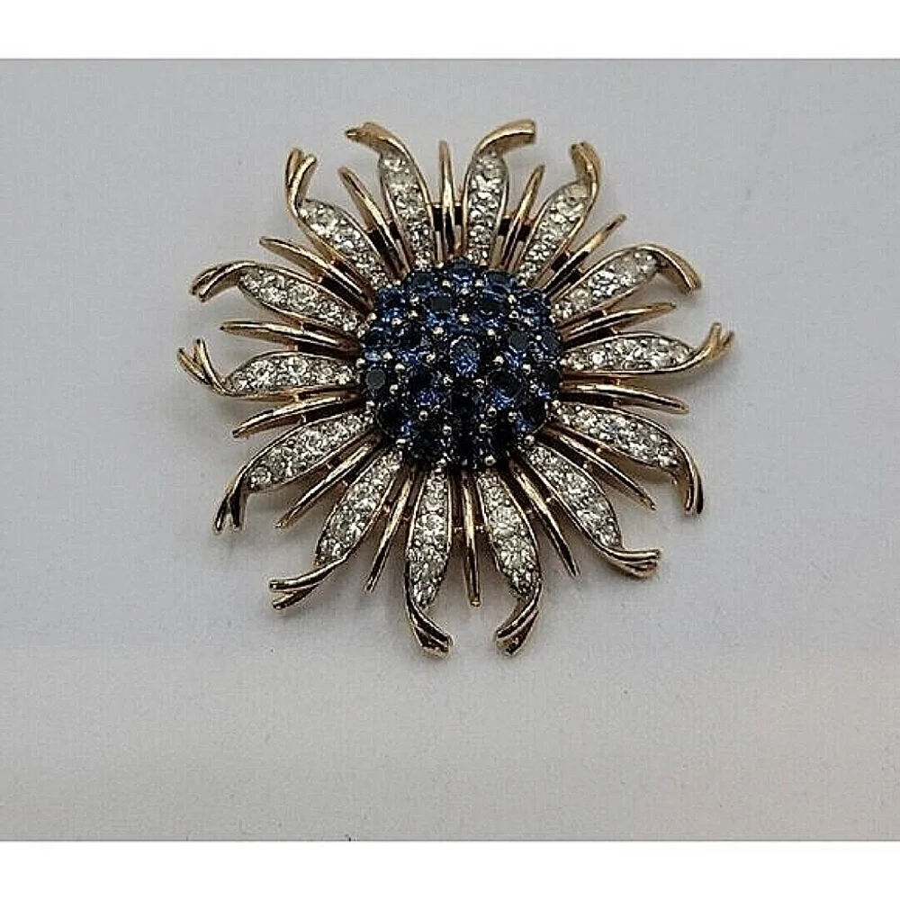 Crown Trifari Alfred Philippe Brooch Invisible Set Blue Sunburst RARE BROOCH - Picture 2 of 16